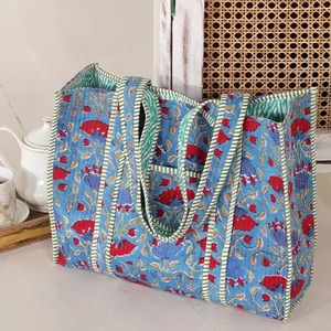 กระเป๋าผ้าฝ้ายลายดอกไม้สีน้ำเงิน พร้อมซิปปิด ซับในผ้าแคนวาส สไตล์วินเทจ สำหรับผู้หญิง เหมาะสำหรับฤดูหนาว ฤดูร้อน ท่องเที่ยว และไปทะเล - Product Image 3