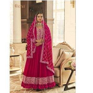 ชุดสูทปากีสถานปากีสถานปักอย่างมีสไตล์สำหรับผู้หญิงเหมาะสำหรับงานแต่งงานและงานปาร์ตี้ - Product Image 2