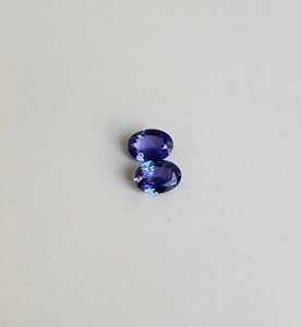 Pendientes de Tanzanita AA de Corte Ovalado de 7x5 mm, Gemas de 1 Quilate, Color Azul Púrpura Intenso, Naturales, Sueltas, Certificadas por Terceros, Par a Juego - Product Image 3
