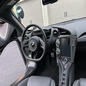 Alerte Offre Exceptionnelle! McLaren 720S Spider 2022 Super Propre, 710 ch, V8 Turbo, Propulsion Arrière, Toit Rigide Électrochromique Noir, Cabriolet de Luxe - Product Image 4