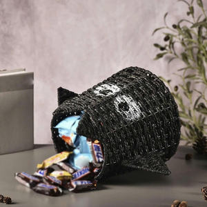 Cesta de Halloween con Forma de Murciélago Tejida a Mano en Vietnam, Adorable Porta Dulces para la Habitación de los Niños y Fiestas - Product Image 2