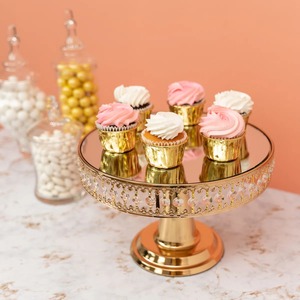ที่วางเค้กทำจากไม้และเรซิ่นที่ตกแต่งอย่างหรูหราแท่นวางขนมหวานสำหรับงานเลี้ยงวันเกิดงานแต่งงานและห้องครัวในบ้านแบบทันสมัยใช้จากอินเดีย - Product Image 2