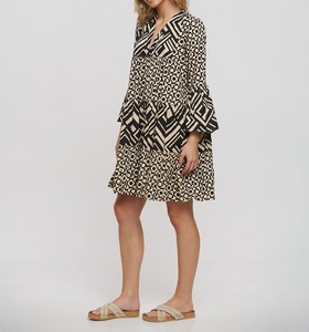 Magnifique robe courte tunique à manches longues, style bohème, col en V, motif paisley, pompon, en noir et beige, taille unique (100% coton) - Product Image 3