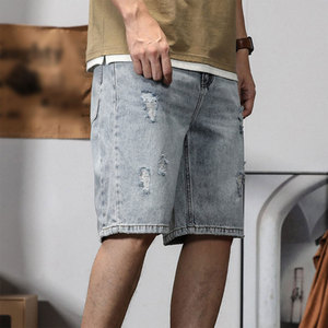 Shorts en jean délavé style streetwear vintage avec broderie logo personnalisée, tricoté respirant, coupe droite décontractée - Product Image 4