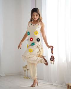 ชุดโดติผ้าฝ้าย 2 ชิ้น ดีไซน์ทันสมัย สวมใส่สบาย เหมาะสำหรับงานปาร์ตี้ ดีไซน์แบบกลับด้านได้ ประกอบด้วยเสื้อที่เข้ารูปพอดีตัว - Product Image 1