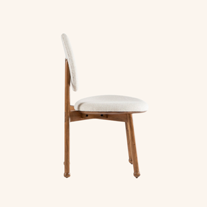 Chaise de salle à manger contemporaine Celeste, cadre en teck massif, siège rembourré, design minimaliste pour la salle à manger à domicile - Product Image 2