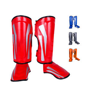 Espinillera con Acabado Duradero e Interior Cómodo, con Acolchado Equilibrado y Ajuste Seguro - Product Image 1