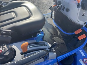 Tractor Agrícola New Holland Workmaster 25S 4WD 2023 con Transmisión por Engranajes, 25HP, Bomba de Caja de Cambios y Componentes Centrales de Rodamientos para el Motor - Product Image 5