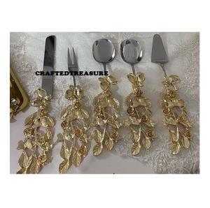 Cuillère à manche en or noué en acier inoxydable Couverts de designer tendance pour la cuisine Cuillère de service élégante pour table à manger - Product Image 6