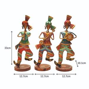 Figuras de Metal Multicolor Hombre Bailando Juego de 3 Hechas de Hierro - Product Image 3