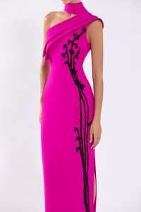 Vestido de satén con hombros descubiertos para primavera y otoño de longitud completa bordado sin mangas para mujer - Product Image 4