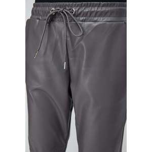 Pantalones Deportivos Casuales de Piel Sintética, Corte Regular, Largo Medio - Product Image 4