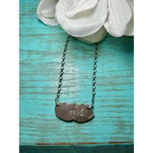 Collier en turquoise lune bleue et argent sterling, fait main, bijoux culturels Navajo, objet de collection - Product Image 3
