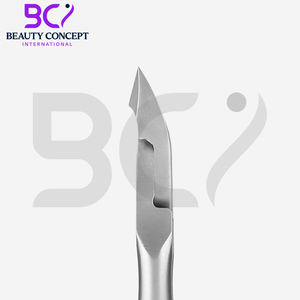 Coupe-cuticules en acier inoxydable de 7 mm avec une large ouverture de mâchoire et une lame incurvée - Outil professionnel durable pour la pédicure et la manucure - Product Image 5