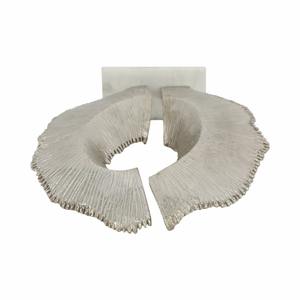 Objet de table en métal argenté Sculpture de table artistique unique Accent décoratif contemporain pour bureau ou salon en provenance d'Inde - Product Image 5