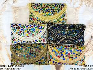 Sac de soirée artisanal de créateur sophistiqué avec broderie de perles en pierre de cristal pour événements spéciaux - Product Image 2