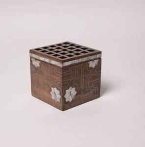 Recién llegado, quemador de incienso Bakhoor de metal y madera y Mubakhara con diseño árabe de trabajo de nácar - Product Image 4