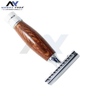 Maquinilla de Afeitar de Doble Filo Color Cromo para Hombre, Kit de Afeitado Húmedo con Maquinilla de Afeitar de Latón de Marca Privada - Product Image 3