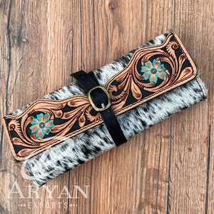 Boîte à bijoux élégante pliable usinée à la main en cuir véritable, organisateur de bijoux portable à fleurs en cuir de vachette occidentale, étui à bijoux de voyage - Product Image 1