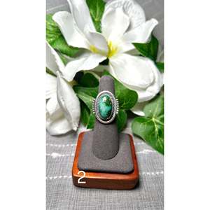Bague en argent sterling Sam Yellowhair Sonoran Mountain avec turquoise naturelle taille coussin et sertissage clos de diamants, pour usage quotidien, finition platine - Product Image 2