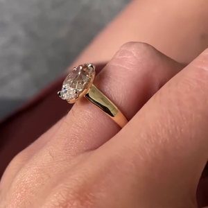 Bague de fiançailles solitaire ovale de 2,00 carats en diamant de laboratoire certifié IGI, provenant de l'ancienne mine, poids total de 2,00 carats - Product Image 6
