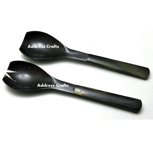 Cuillère en corne de boeuf Artisan et serveur de salade en corne de buffle Ensemble de salle à manger en corne de haute qualité pour le petit-déjeuner et un usage quotidien au meilleur prix - Product Image 1