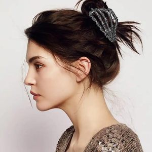 Accessori per capelli di Halloween divertenti Black Bat Design lega per capelli con artiglio di tenuta forte fermaglio per capelli graziosi fermagli per capelli realizzati in materiale durevole per PC - Product Image 1