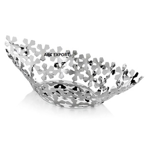 Top Selling Black Color Iron Strong Metal Bowl Fancy Fruit Serving Basket For Kitchen Storage Fruit Serving Bowls For <b>Tableware</b> - Product Image 3