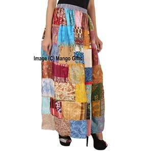 Falda Larga Boho de Seda India con Parches, Hecha a Mano, Cintura Elástica, con Abertura, Estampado Digital Suave, Estilo Hippie - Product Image 3