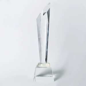 Trofeo de acrílico de diseño personalizado moderno con impresión UV para celebraciones de negocios - Product Image 2