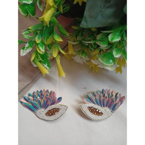 Pendientes de aro con cuentas de semillas de la mejor calidad, accesorios ligeros y coloridos hechos a mano para mujer, disponibles a precio de exportación - Product Image 4