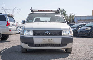 Toyota Probox 2004, 1500cc, 2WD, Automática, Tipo Station Wagon con Portaequipajes en el Techo - Product Image 3