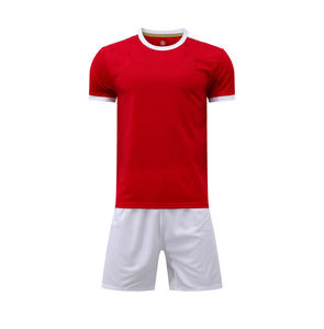 Ensemble de maillots de football personnalisés sublimés en gros, logo personnalisé, respirant, léger, à séchage rapide, polyester, col en V, maillots d'équipe, shorts - Product Image 5