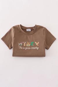 Ensemble short brodé marron God's Country pour enfants – Tenue décontractée élégante d'été avec haut à motif uni en Spandex/Coton confortable - Product Image 5