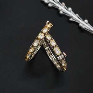 Brazaletes finos Kundan Polki abiertos con acabado dorado - Product Image 5