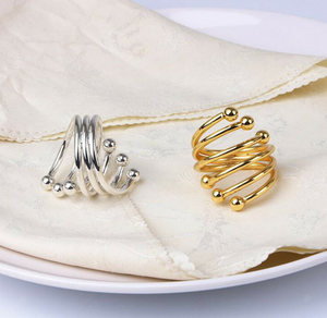 Anillos para Servilletas Impresionantes que Ofrecen una Elegancia Atemporal que Nunca se Siente Desactualizada, Añaden un Toque de Glamour Discreto a los Ambientes de Comedor - Product Image 1