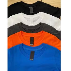 เสื้อยืดผ้าถักนิตติ้งสไตล์ลำลองขนาดใหญ่กว่าขนาด180กรัมเสื้อแขนสั้นหลายขนาดพิมพ์ลายสกรีนผ้าไหมราคาเวียดนาม - Product Image 4