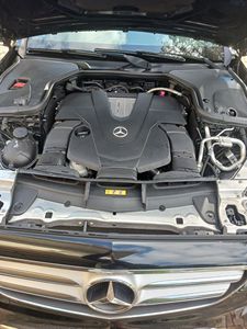 Mercedes-Benz E450 4Matic Break V6 Bi-Turbo AWD AMG Line Package 2019 d'occasion en excellent état, provenance sud-est des États-Unis, non modifiée - Product Image 6