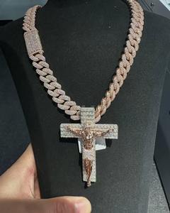 RB Gems personalizado Cruz corte diamante colgantes 925 Plata VVS Moissanite Hip Hop enlace cadena oro rosa para hombres mujeres Cristiano - Product Image 1