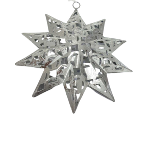 Precios al por mayor Estrella colgante de metal Lámina plateada Color Tamaño mediano Decoración para colgar en la pared Hecho a mano a granel - Product Image 1
