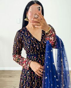 Robe Anarkali jaune, Kurti fleuri pour femmes, entièrement cousue, robe de soirée Anarkali, robe Kurti Anarkali - Product Image 4