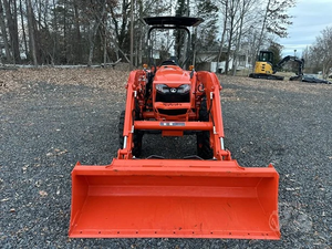 ซัพพลายเออร์ที่ดีที่สุด รถแทรกเตอร์ Kubota L4802HST 48 แรงม้า ขับเคลื่อน 4 ล้อ ระบบส่งกำลังไฮโดรสแตติก รถแทรกเตอร์ดีเซลสำหรับงานเกษตร พร้อมอุปกรณ์ตัก - Product Image 2
