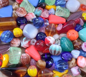 Mélange de perles de verre tchèque, perle transparente opaque, perle de soupe surprise, jade de perle de résine tchèque - Product Image 4