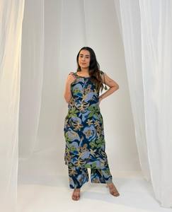 Kurti de Moda Hecho a Mano con Estampado Vaticano, Atuendo Étnico de Gran Venta a Precio Competitivo para Exportación - Product Image 2