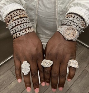 Otomatik Brillant Kesim D VVS Moissanit Deri Kayışlı Saat Tarih Fonksiyonlu Hip Hop Diken Tarzı Erkek Kadın Hint Üretimi - Product Image 5