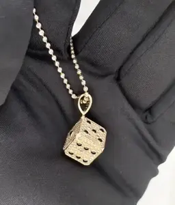 Colgante personalizado de tapa de Hip Hop de oro de 10K con diamantes cultivados en laboratorio | Colgantes de diamantes de lujo Proveedor de exportación al por mayor de India - Product Image 3