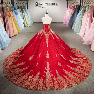 Vestido de Noche Rojo Vintage 6980 con Escote Corazón, Encaje Dorado, Apliques de Cristal y Bordados, Cintura Natural - Product Image 4