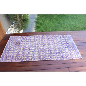 Alfombra Vintage de 2.8x5.7 pies, Alfombra Turca de Lana con Diseño Floral Morado - Product Image 3