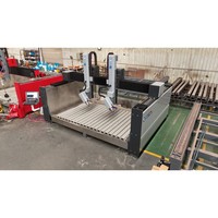 Máquina de Grabado CNC de Doble Cabezal y 4 Ejes con Giro de 180° °   Ejes Rotatorios