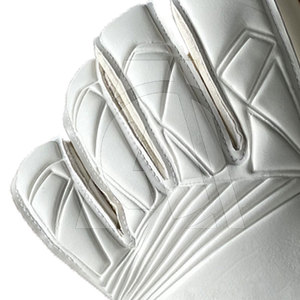 Top-Rated Premium Quality Youth Football Gloves for Goalkeepers Adjustable Wrist <b>Strap</b> Waterproof Custom Logo Breathable Leather - Product Image 6